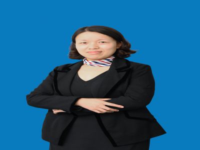 周婷頲：國際部英語教師，南京師范大學(xué)在職研究生，大學(xué)講師，原重慶一中國際部教師，21年從事英語教學(xué)，本人雅思7.5分