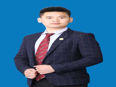 楊齊：陜西師范大學(xué)在讀研究生，陜西師范大學(xué)歷史學(xué)專業(yè)，中學(xué)一級教師，一直任教清北班，榮獲市級優(yōu)質(zhì)課大賽一等獎(jiǎng)