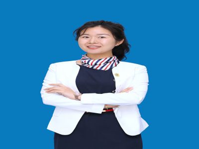 張芙蓉：中學(xué)生物教師，奉節(jié)縣骨干教師，奉節(jié)縣高中生物教研員，獲重慶市優(yōu)質(zhì)課大賽一等獎(jiǎng)、市級優(yōu)課一等獎(jiǎng)，指導(dǎo)青年教師獲市級優(yōu)質(zhì)課大賽一等獎(jiǎng)，多次獲縣級各類競賽一等獎(jiǎng)