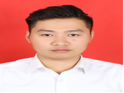 殷懷川：體育，本科學(xué)歷，曾獲得湖南省第十一屆大學(xué)生運(yùn)動(dòng)會游泳200米第四名400米第五名，曾多次在懷化市的市級比賽當(dāng)任裁判。大學(xué)期間各科成績優(yōu)異，同時(shí)是體育學(xué)院游泳隊(duì)隊(duì)長，配合教練擔(dān)任起游泳隊(duì)的訓(xùn)練任務(wù)。