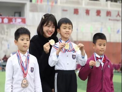 美好學(xué)校|演繹文明，獻(xiàn)禮祖國